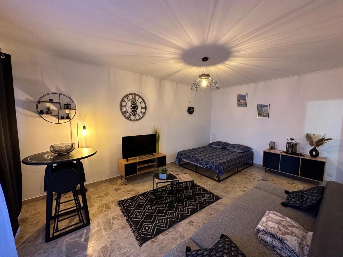 Apartment Bord De